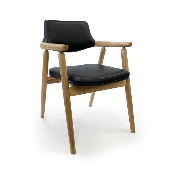 Lotus Arm : Dining Chair in American Oak